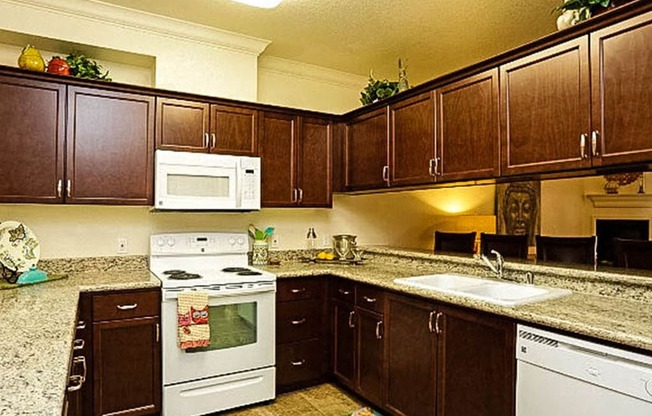 Fully Furnished Kitchen With Stainless Steel Appliances at Villa Faria Apartments, Fresno, CA, 93720