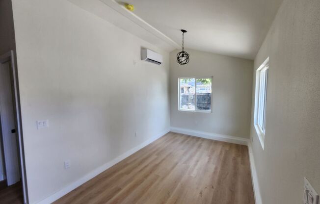 Beatiful Remodeled 1 Bed, 1 Bath ADU!