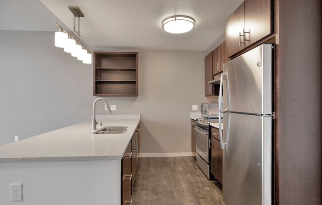 1 bed, 1 bath, 656 sqft, $1,745, Unit 0420