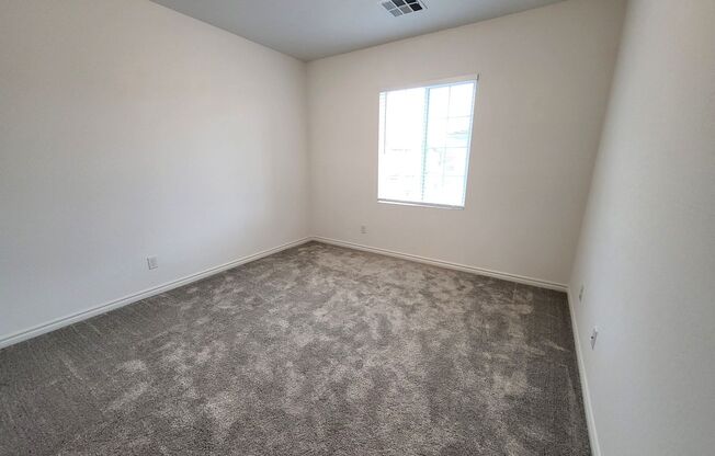 3 beds, 2.5 baths, $1,950