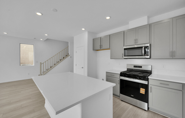 5925 OBSIDIAN SKY AVE
