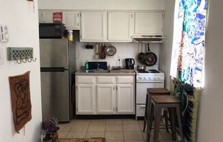 Studio, 1 bath, $999, Unit B15