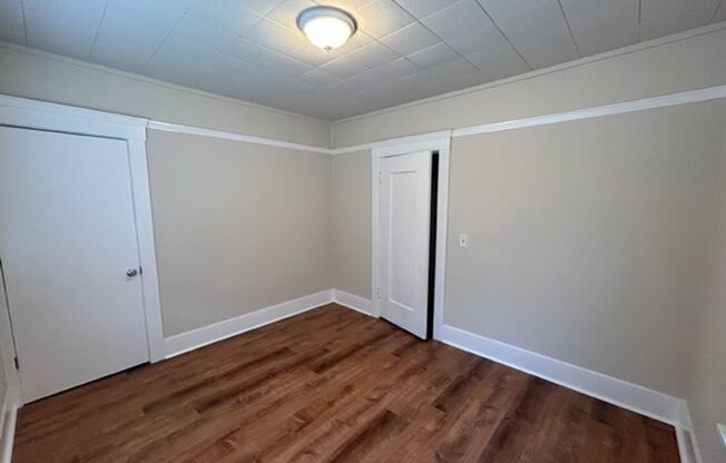 2 beds, 1 bath, $2,100, Unit #6