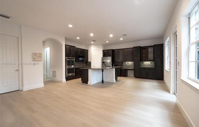 11213 NW 71 TER