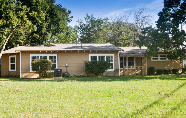 6601 Stonewall-House