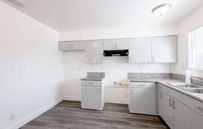 2 beds, 1 bath, 830 sqft, $1,125, Unit Unit C