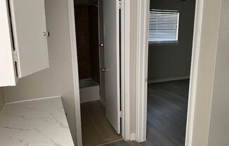 2 beds, 1 bath, 800 sqft, $1,440, Unit 1729-106