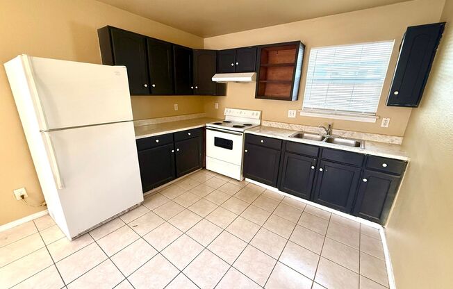 424 Amires Pl