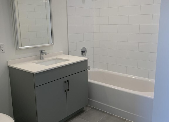 1 bed, 1 bath, 790 sqft, $3,250, Unit 313