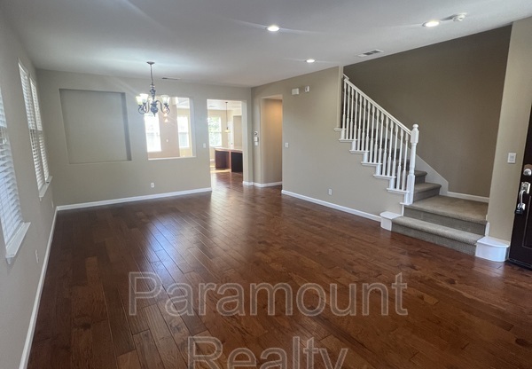 612 CARRINGTON CT