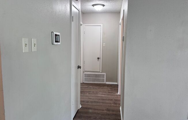 3 beds, 2 baths, $1,500