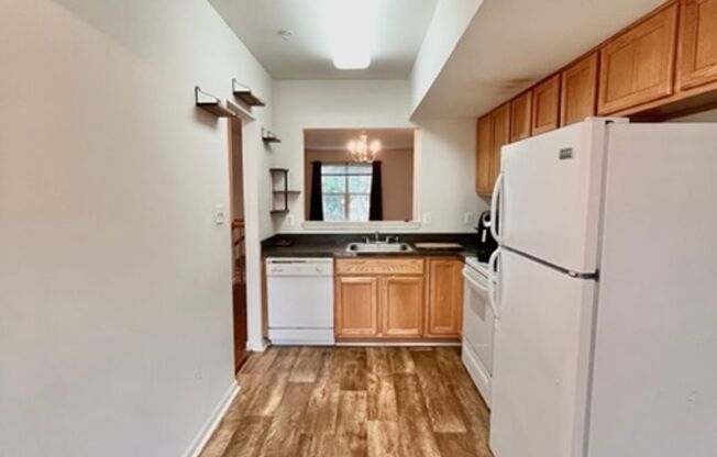 2 beds, 2 baths, $2,300