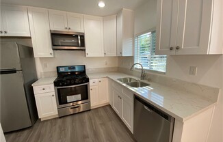 1 bed, 1 bath, 400 sqft, $1,895