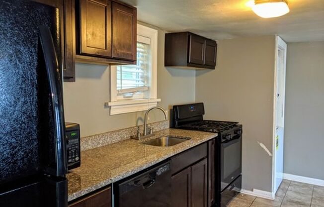 3 beds, 2 baths, $1,550, Unit RU