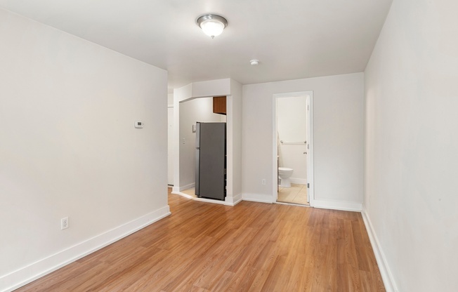 797 LEXINGTON AVE