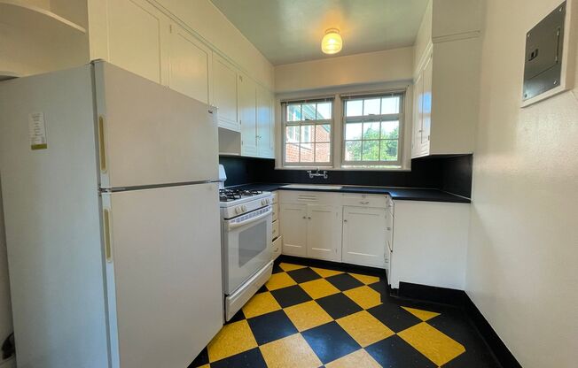 Sandycrest Terrace Apartments