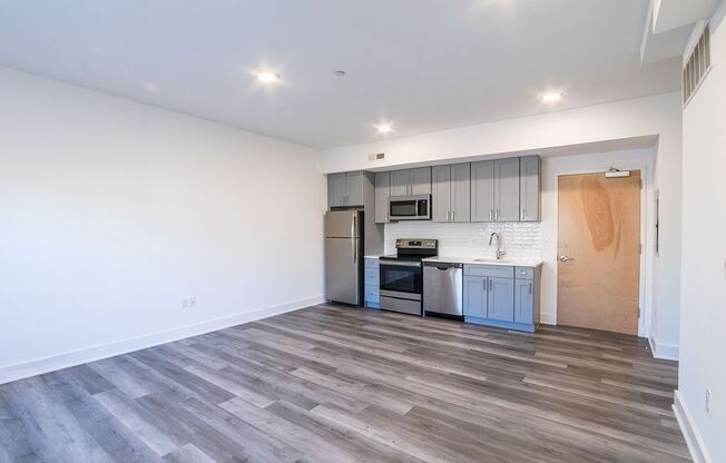 1 bed, 1 bath, 605 sqft, $1,825, Unit 311