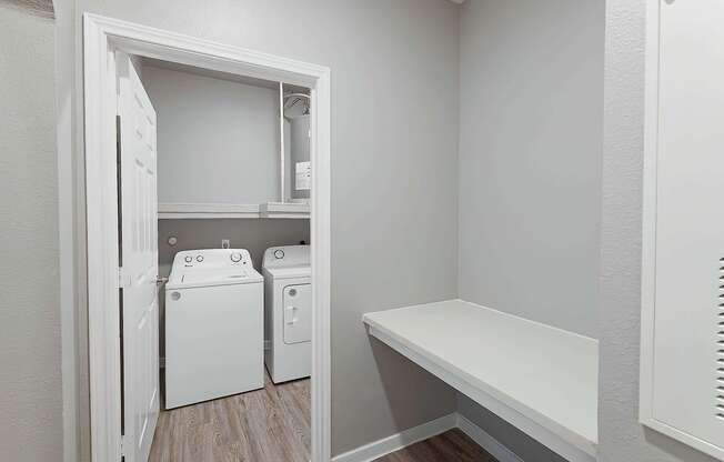 2 beds, 2 baths, 1,149 sqft, $1,513