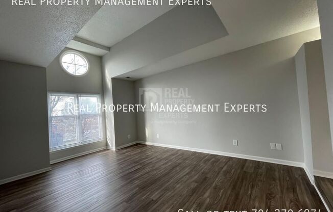 9035 J M KEYNES DR