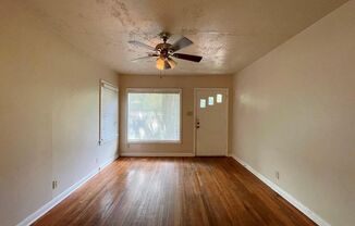 3 beds, 1 bath, $2,200