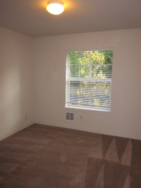 3 beds, 2 baths, $2,195