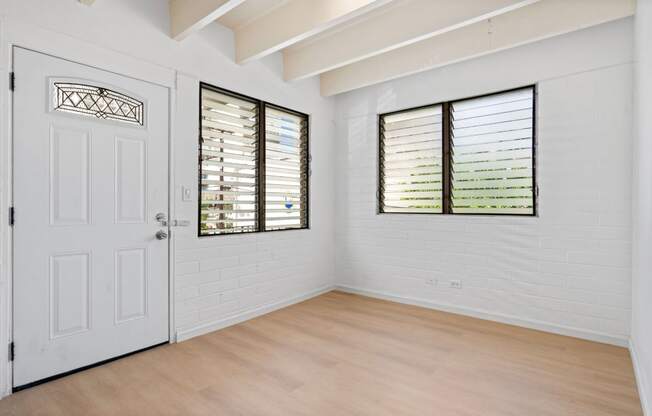 Welcome To Kahakai Apartments