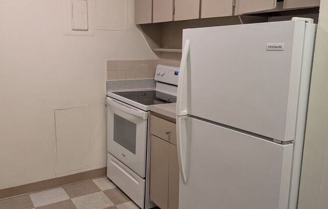 1 bed, 1 bath, 570 sqft, $2,850, Unit 702