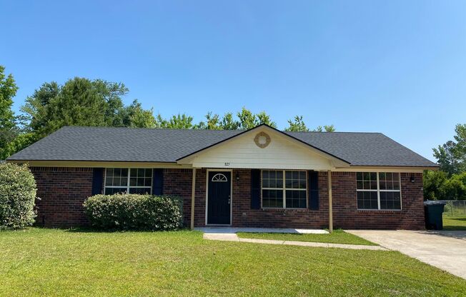 825 KILN LN