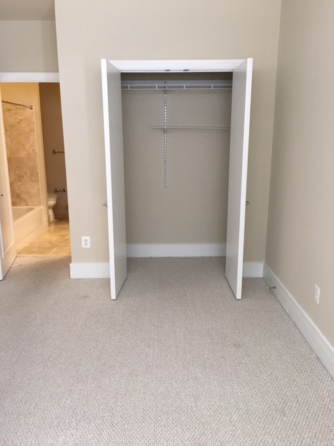 2 beds, 2 baths, 905 sqft, $4,095, Unit 105