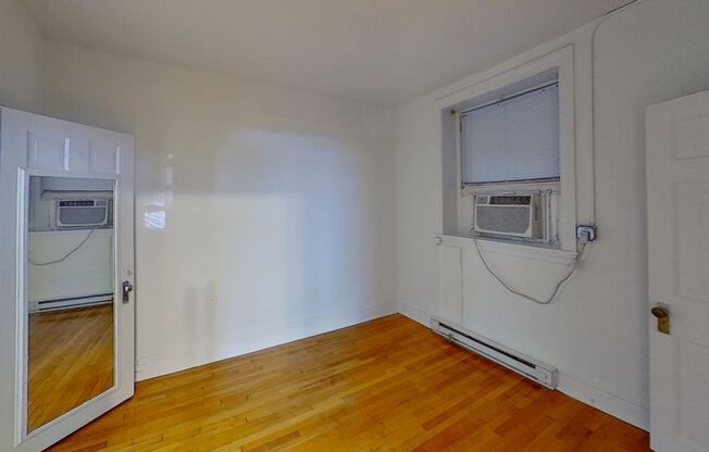 1 bed, 1 bath, 450 sqft, $1,249, Unit 107-GA
