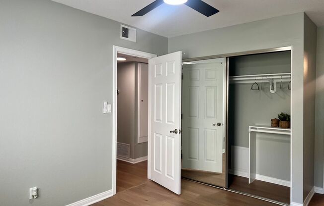 2 beds, 1.5 baths, 900 sqft, $3,060, Unit E08