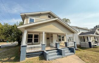 1333 - 1335 W Mt. Vernon