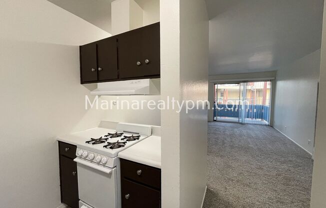 1 bed, 1 bath, 685 sqft, $1,550, Unit #34