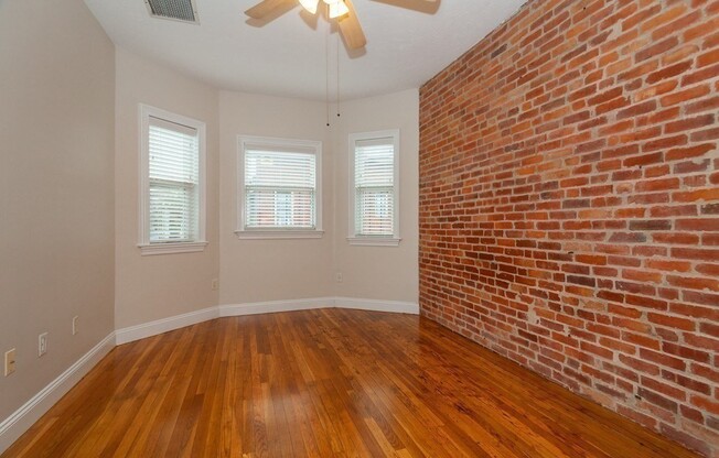 44 MT VERNON ST