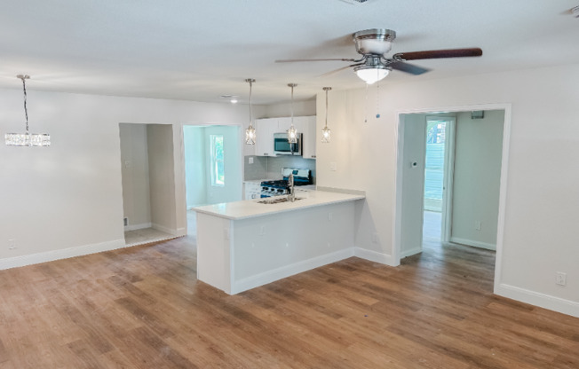 1506 ZUBER DR