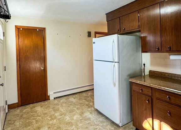 1 bed, 1 bath, 800 sqft, $2,150, Unit 143