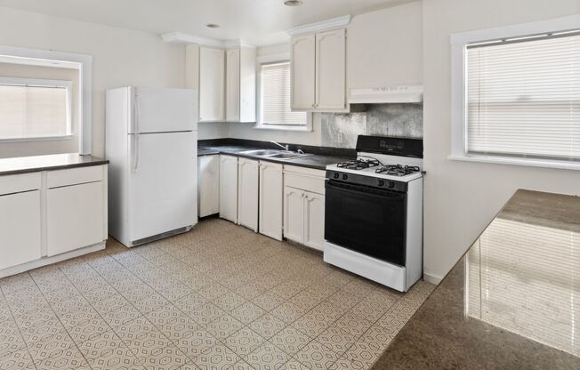 Great 4 Bedroom 2 Bath House