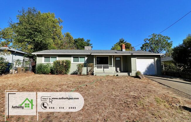 2931 Kenco Ave - Covered Patio with a Large Fenced Backyard