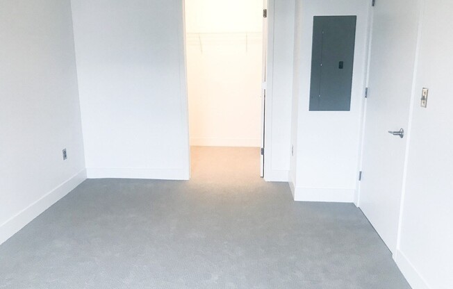 1 bed, 1 bath, 814 sqft, $3,000, Unit 410