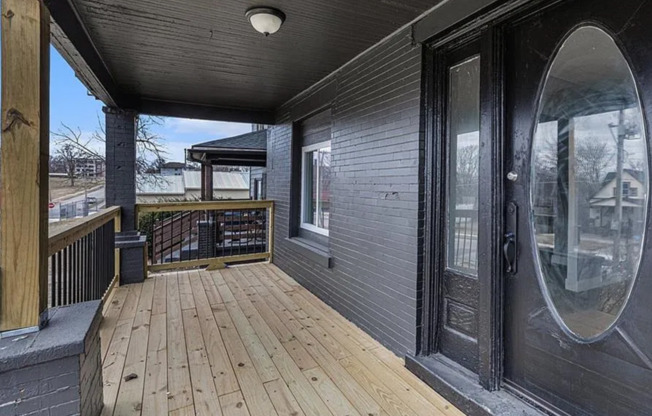 Modern Charm Meets Historic Character – Renovated 5-Bedroom Near Midtown KC