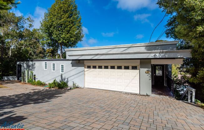 Stunning & Spacious Home | Panoramic Views