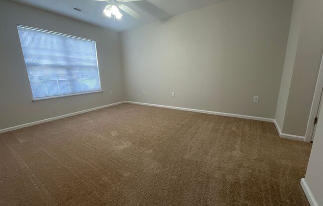 1 bed, 1 bath, 765 sqft, $1,125, Unit 2756-3