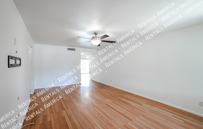 1944 E RICHARDS DR