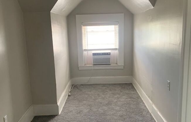 1 bed, 1 bath, $1,450, Unit 4