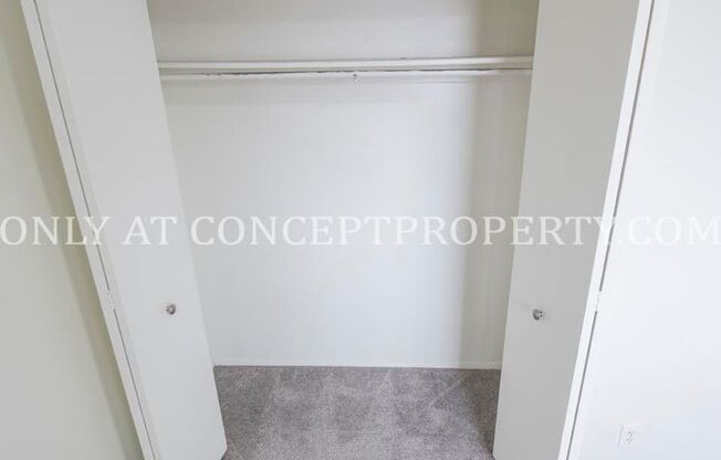 2 beds, 1.5 baths, 1,052 sqft, $1,599, Unit 1497A