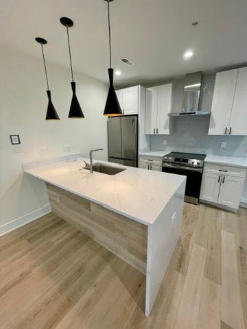 1110 6 ST NW