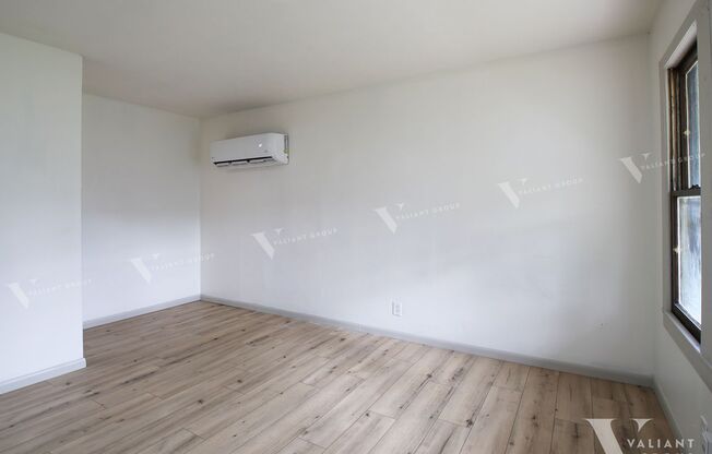 Newly Renovated 2-Bedroom, 1-Bath Duplex For Rent in West Central