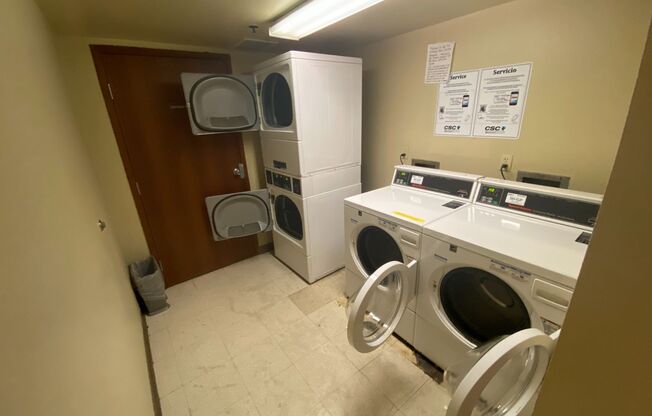 2 beds, 2 baths, $1,600