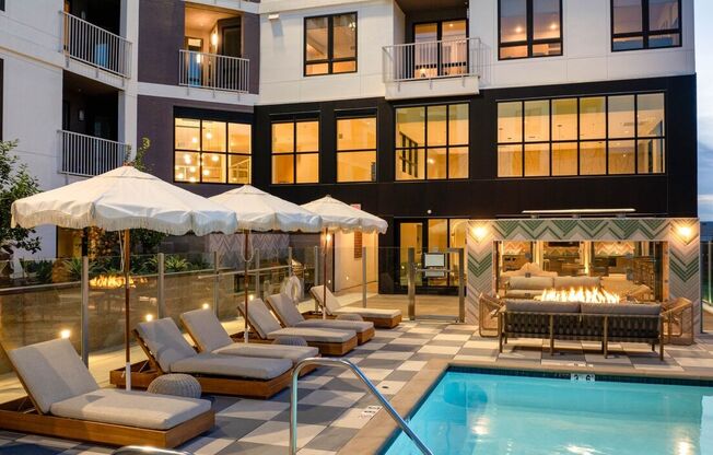 Studio, 1 bath, 396 sqft, $2,404, Unit PH723