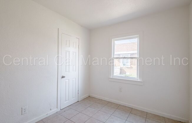 2 beds, 1 bath, $1,395